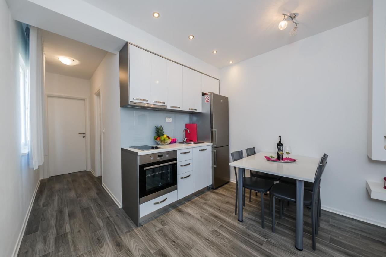 Lovely Apartments Kastela Ngoại thất bức ảnh