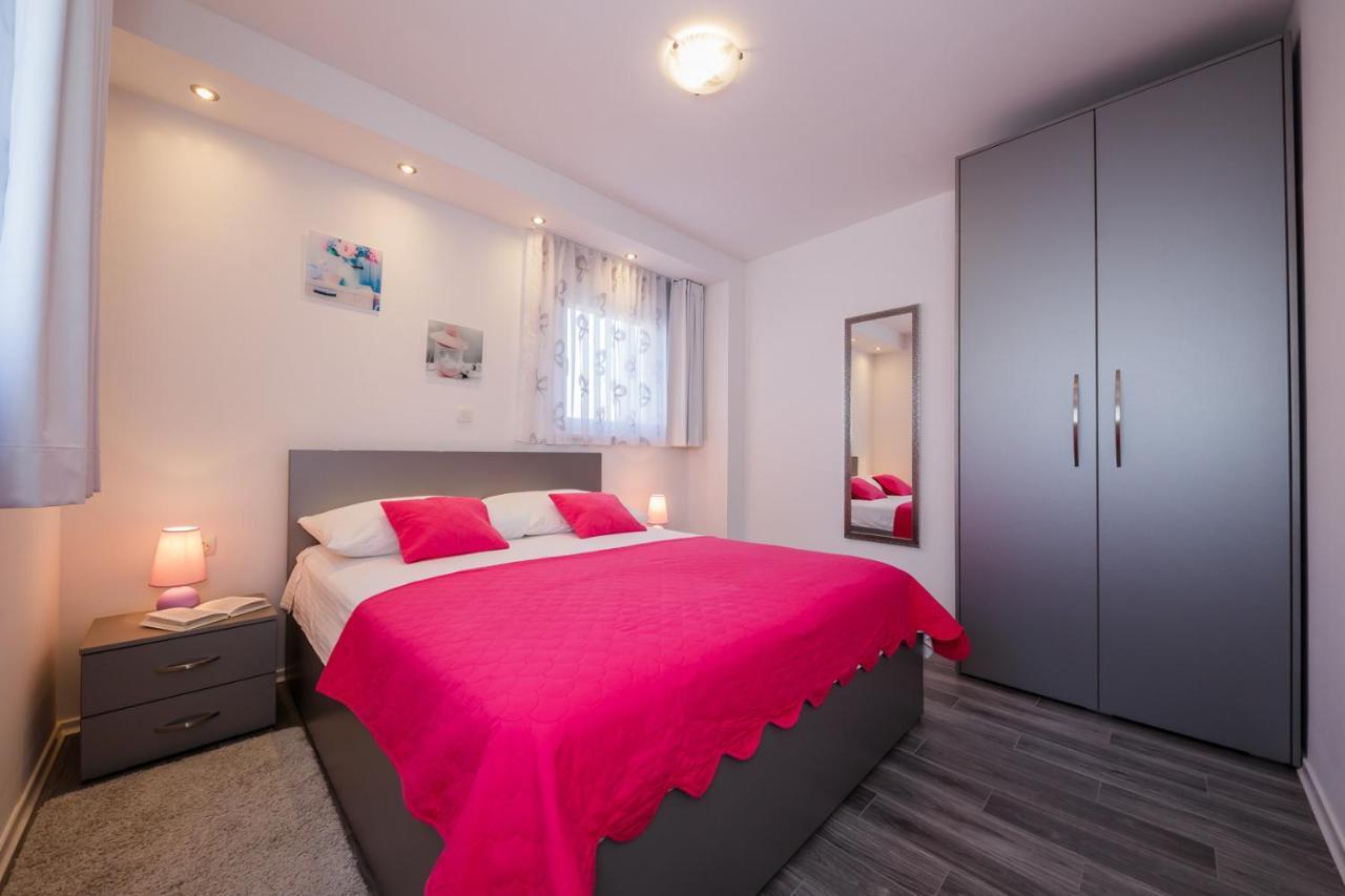 Lovely Apartments Kastela Ngoại thất bức ảnh